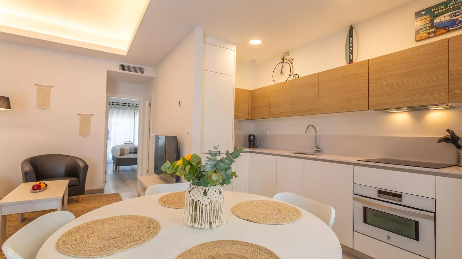 Zona Centrica Pero Tranquila Con Piscina Y Fibra Apartment Tarifa 0*,  Spain