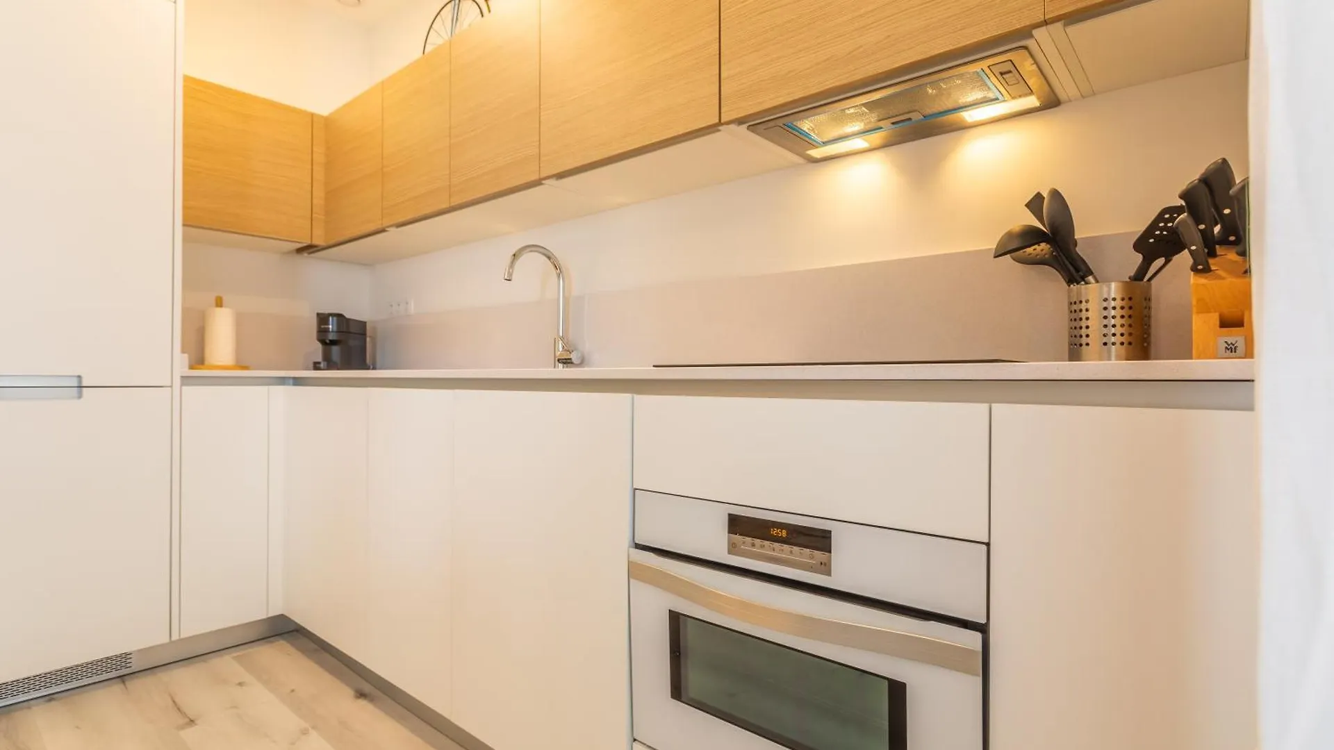 Zona Centrica Pero Tranquila Con Piscina Y Fibra Apartment Tarifa