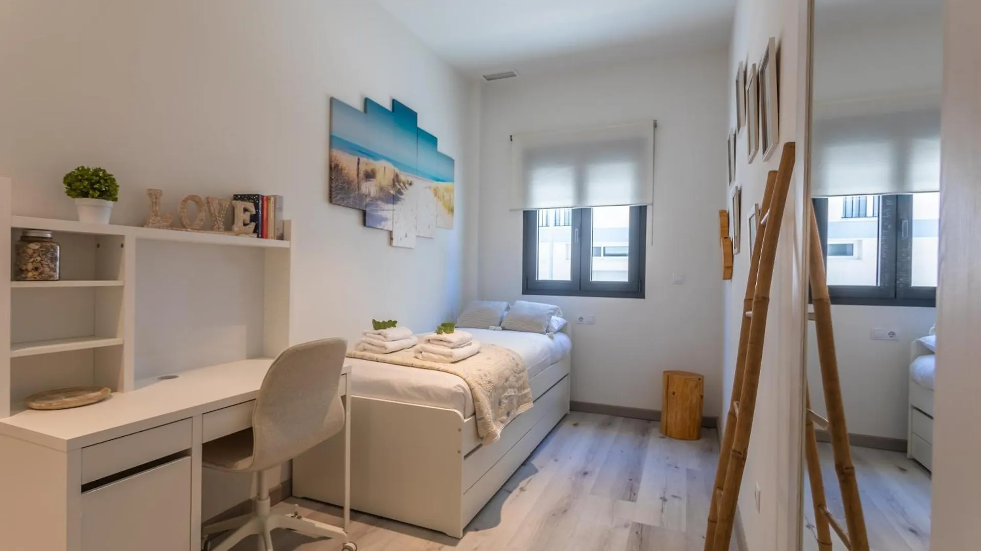 Zona Centrica Pero Tranquila Con Piscina Y Fibra Apartment Tarifa